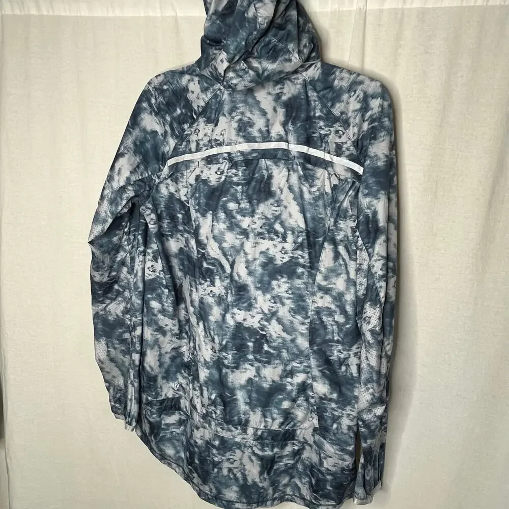 Lululemon Pack It Up Jacket Blue Tie Dye‎ Hooded Windbreaker Size 10